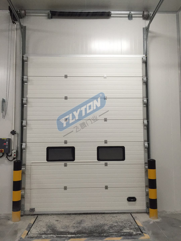 電動提升門
